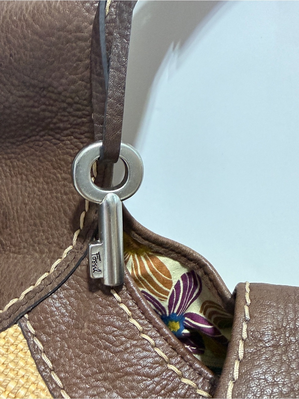 Fossil woven straw leather baguette hobo shoulder bag tan brown silver key - Picture 2 of 9